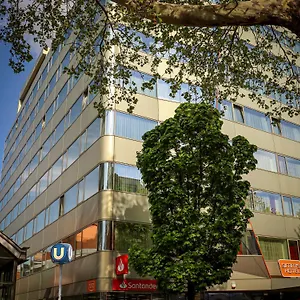 **** Hotel Simm's - Cityhotel Next To Metro U3 Oostenrijk